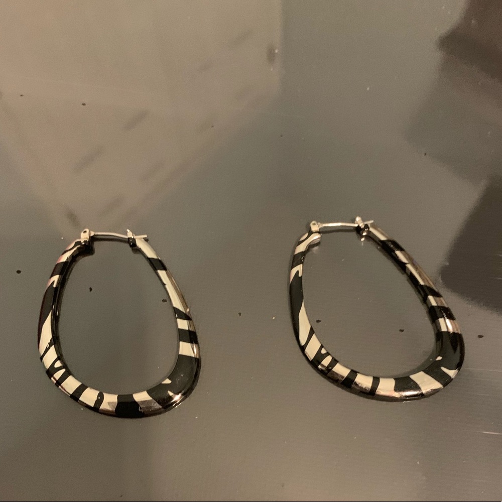Lia Sophia earrings